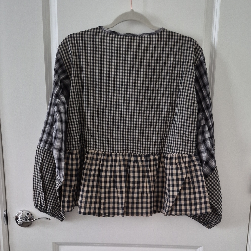 NWT Easel Black and Beige Plaid Peplum Top - Picture 6 of 6
